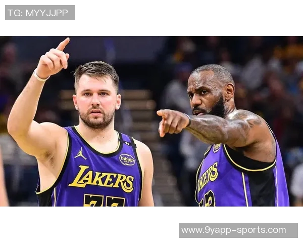 东契奇谈球队开局表现强调努力与领导力詹姆斯的榜样作用